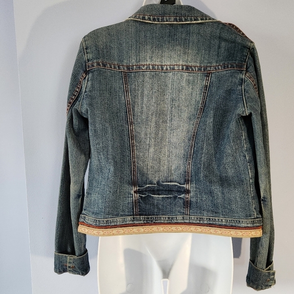 Smart Set Denim Jacket - Picture 4 of 6